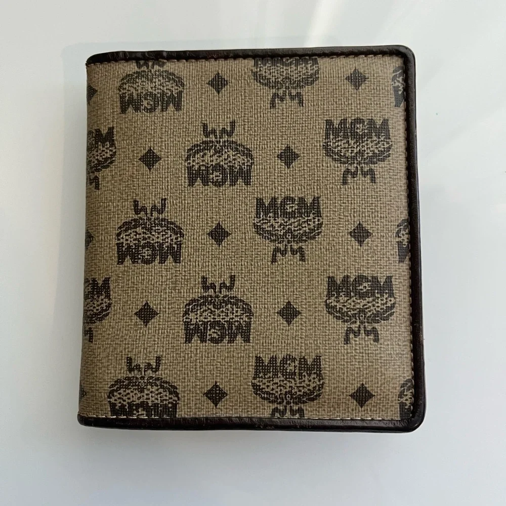MCM SMALL MONOGRAM MEN’S WALLET